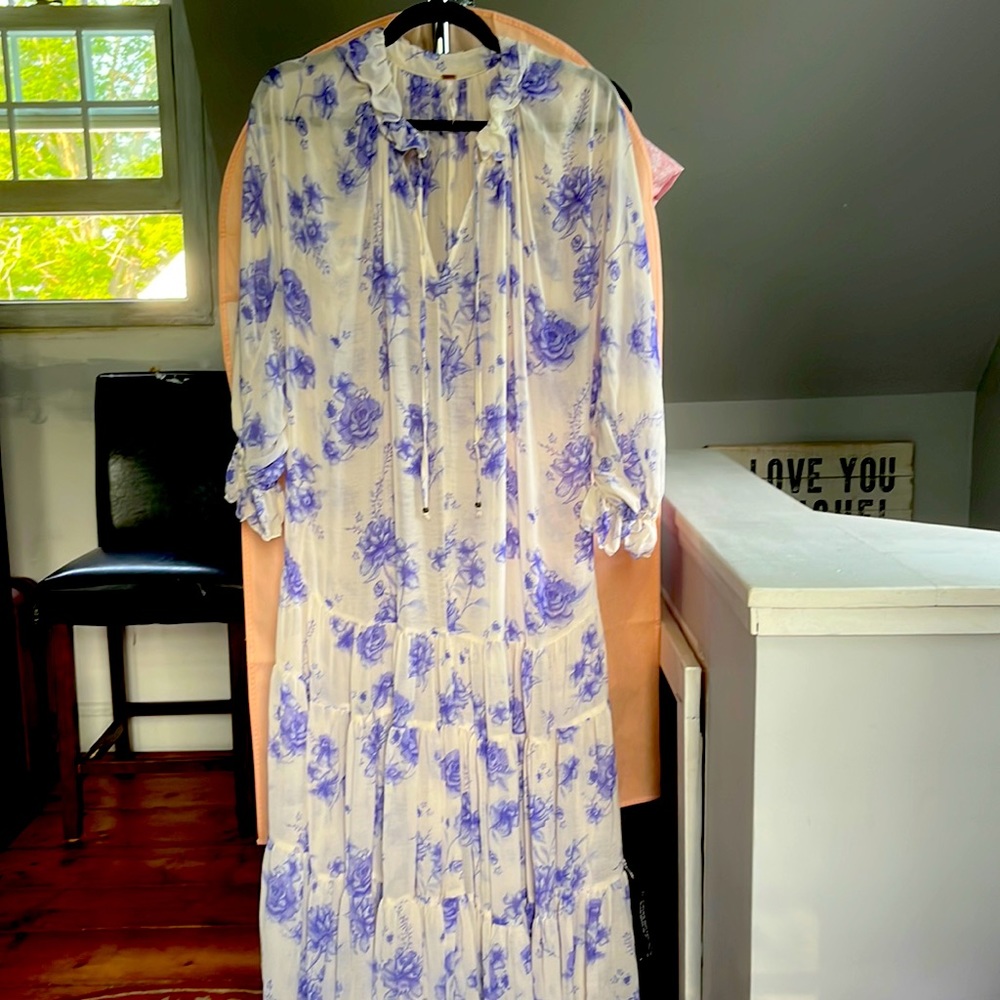 Beautiful Free People Maxi Dress. Size XS